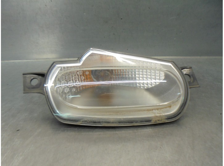 Recambio de piloto delantero derecho para smart forfour 1.0 cat referencia OEM IAM 261305528R A4539062200 