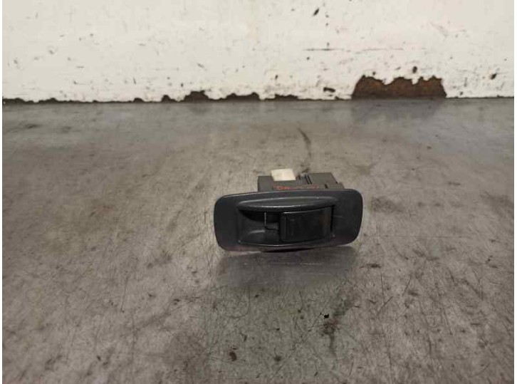 Recambio de mando elevalunas delantero derecho para toyota rav 4 (a2) 2.0 turbodiesel cat referencia OEM IAM 