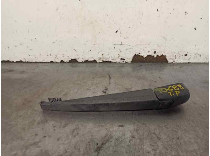 Recambio de brazo limpia trasero para toyota rav 4 (a2) 2.0 turbodiesel cat referencia OEM IAM 06213  