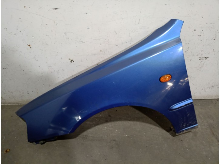 Recambio de aleta delantera izquierda para hyundai accent ii (lc) 1.5 referencia OEM IAM 6631125350 6631125350 