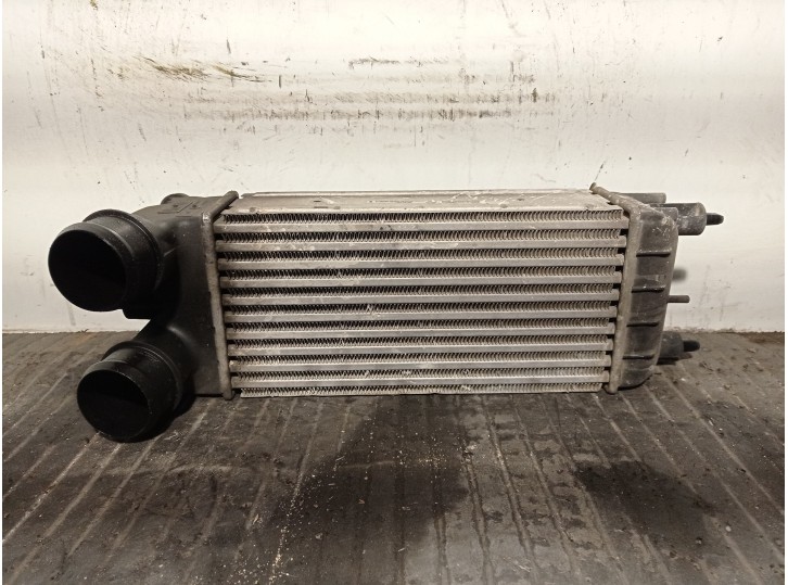 Recambio de intercooler para peugeot 508 allure referencia OEM IAM 9684957680 M144208D VALEO