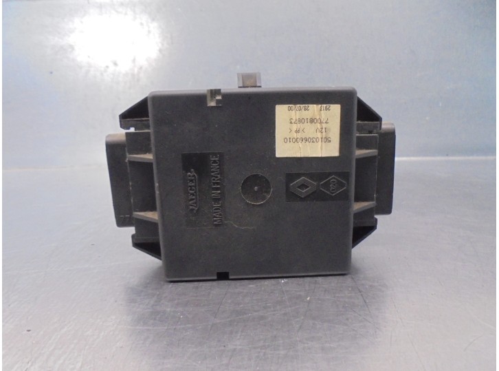 Recambio de modulo electronico para renault laguna (b56) 1.9 dci diesel cat referencia OEM IAM 7700810873 