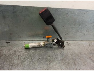 Recambio de enganche cinturon para renault megane i scenic (ja0) 1.9 dti diesel cat referencia OEM IAM 7700832665J 5 PUERTAS