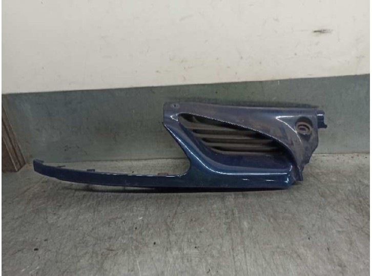 Recambio de rejilla delantera para renault megane i scenic (ja0) 1.9 dti diesel cat referencia OEM IAM 7700834200 DERECHA 