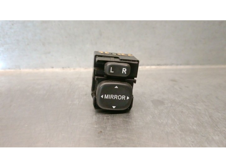 Recambio de mando retrovisor para toyota corolla (_e12_) 1.4 d (nde120_) referencia OEM IAM 183574 