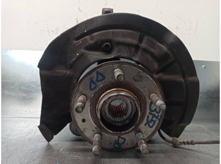 Recambio de mangueta delantera derecha para chevrolet aveo sedán ltz referencia OEM IAM 
