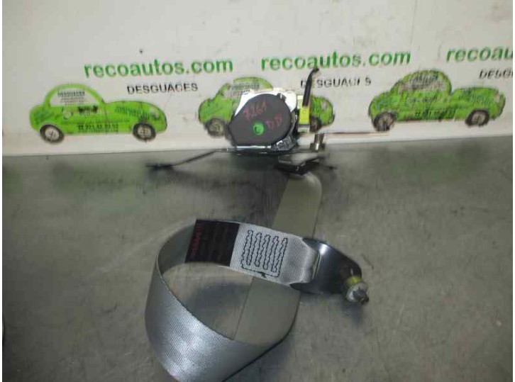Replacement front right seatbelt for Nissan Primera estate (P12) 1.9 16V turbodiesel CAT OEM IAM reference 8688