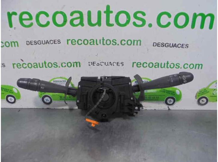 Replacement light switch stalk for Renault Clio II Phase I (B/CBO) 1.2 OEM IAM reference 7700419913 7701045279 