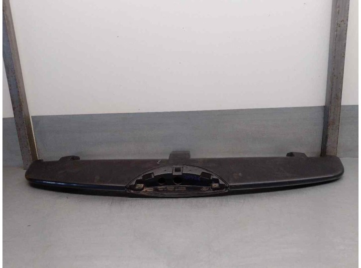 Recambio de aleron trasero para ssangyong rodius 2.7 turbodiesel cat referencia OEM IAM 7961021000  