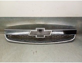Recambio de rejilla delantera para chevrolet captiva (c100, c140) 2.0 d 4wd referencia OEM IAM 96442718 96442718 