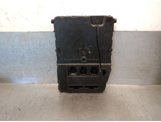 Recambio de caja reles / fusibles para renault scenic ii 1.5 dci diesel referencia OEM IAM 8200306434 SIEMENS