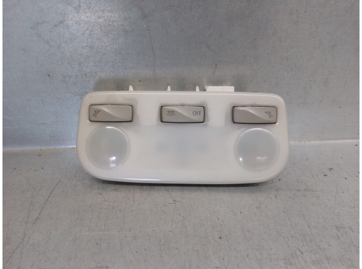 Recambio de luz interior para renault fluence 1.5 dci diesel fap referencia OEM IAM 264300008R 