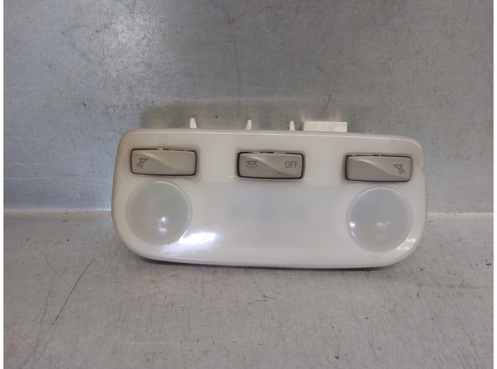 Recambio de luz interior para renault fluence 1.5 dci diesel fap referencia OEM IAM 264300008R 