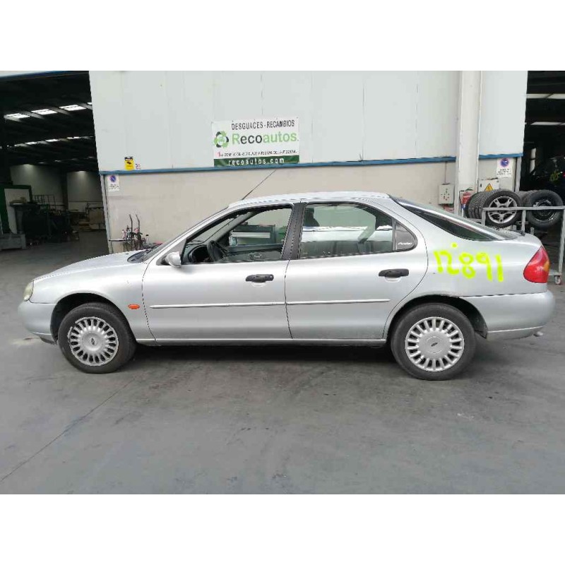 ford mondeo berlina (gd) del año 2000