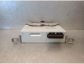 Recambio de sistema audio / radio cd para mazda 3 hatchback (bp) 2.0 skyactiv-g m hybrid referencia OEM IAM DHNA669C0D 