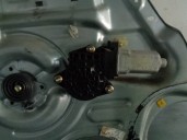 Recambio de elevalunas delantero izquierdo para kia cerato 1.6 cat referencia OEM IAM 824702F020 2 PINES 5 PUERTAS