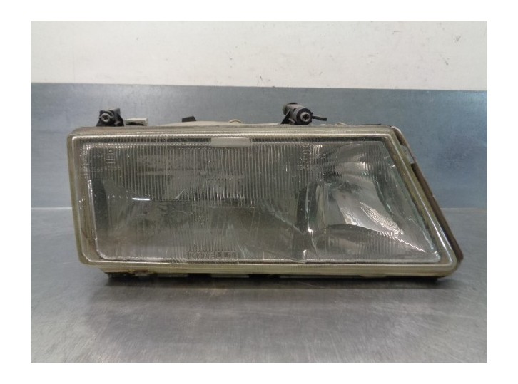 Replacement right headlight for Lancia Dedra sedan 1.9 turbodiesel OEM IAM reference 82432715 