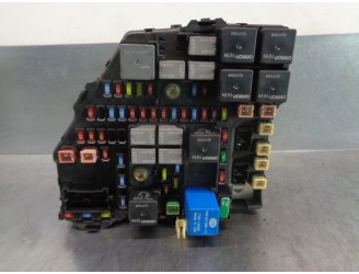 Recambio de caja reles / fusibles para cadillac srx v6 elegance referencia OEM IAM P15208766 P15208766 