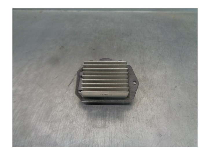 Replacement heater resistor for cadillac srx v6 elegance OEM IAM reference 4993002141 25740415 