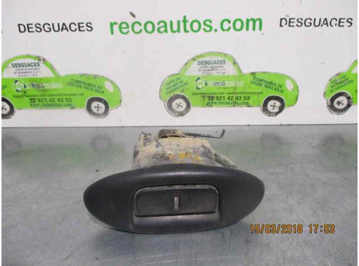 Recambio de maneta exterior porton para renault megane i classic (la0) 1.9 dti diesel cat referencia OEM IAM 