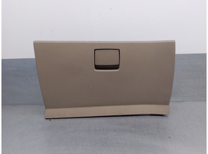 Recambio de guantera para ssangyong rodius 2.7 turbodiesel cat referencia OEM IAM 7770021000 