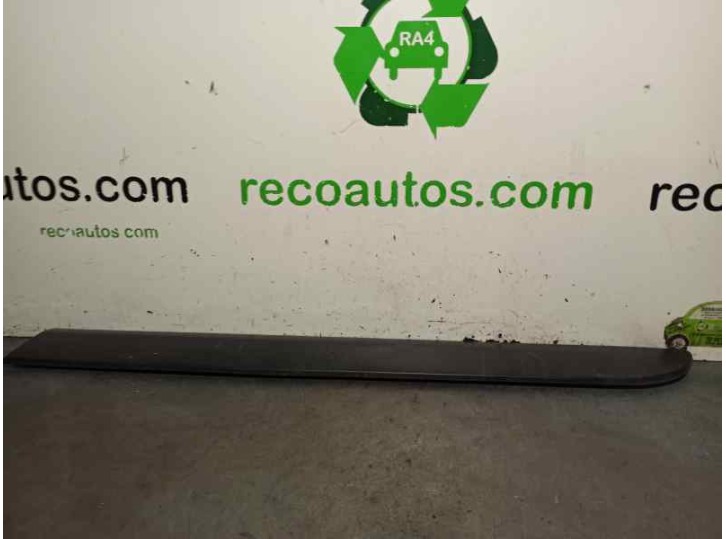 Replacement molding for Toyota Proace 2.0 turbodiesel cat OEM IAM reference 1497643077 