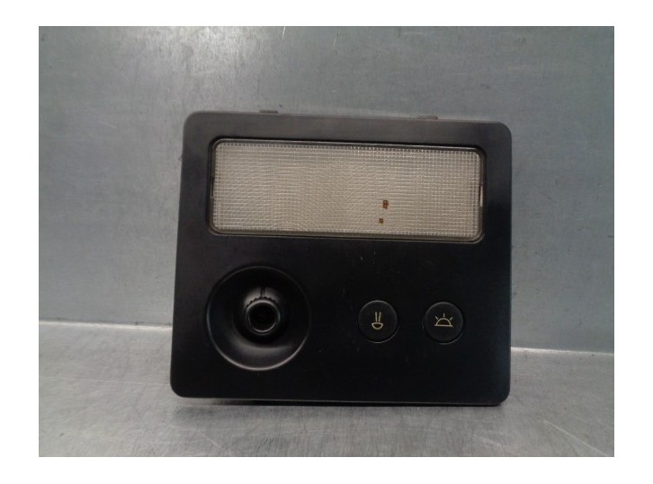 Recambio de luz interior para lancia dedra berl. 1.9 turbodiesel referencia OEM IAM 220172 