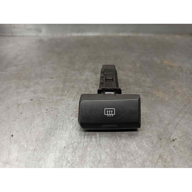 Recambio de mando para ssangyong rodius 2.7 turbodiesel cat referencia OEM IAM 202008020  