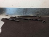 Replacement front right wiper arm for Kia Rio II (JB) 1.6 CVVT OEM IAM reference 