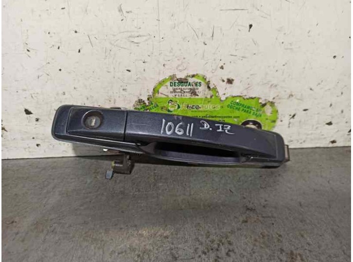 Replacement front left exterior door handle for SsangYong Rodius 2.7 Turbodiesel CAT OEM IAM reference 7346021002ABS 