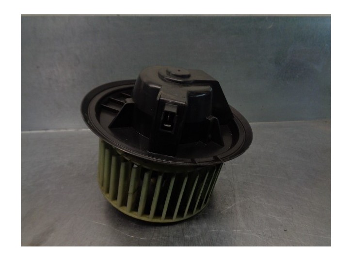 Recambio de motor calefaccion para lancia dedra berl. 1.9 turbodiesel referencia OEM IAM 902252  