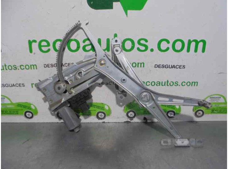 Recambio de elevalunas delantero izquierdo para opel astra g caravan 2.0 16v di cat (x 20 dtl / ld3) referencia OEM IAM 90521675