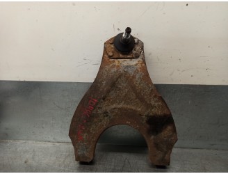 Recambio de brazo suspension inferior delantero izquierdo para renault 12 ts conf 847-99 referencia OEM IAM 