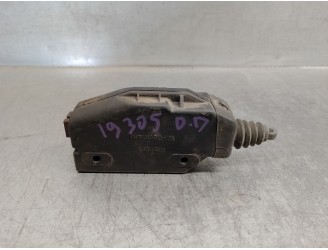 Recambio de motor cierre centralizado delantero derecho para volvo serie 340 1.7 referencia OEM IAM 3285440 4 PUERTAS