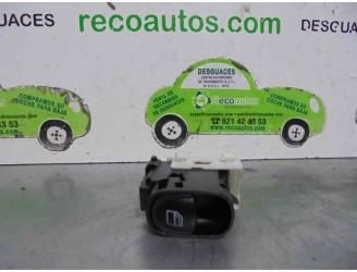 Recambio de mando elevalunas delantero derecho para mercedes-benz clase c (w203) berlina 1.8 cat referencia OEM IAM A2038200210 