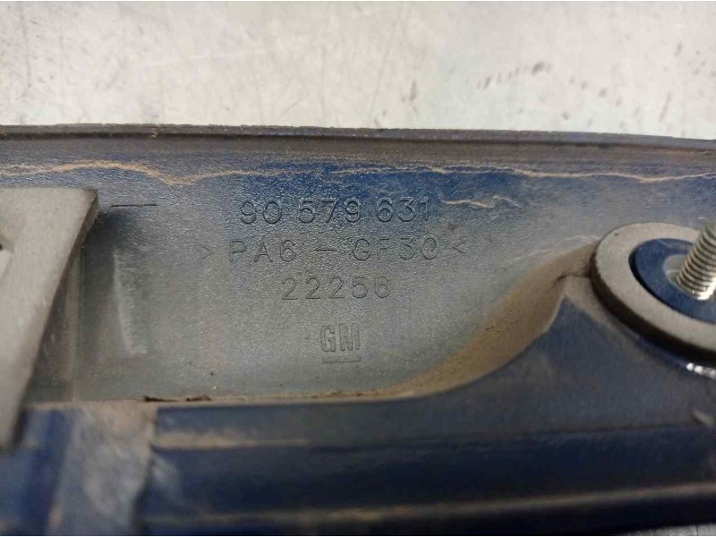 Recambio de maneta exterior porton para opel zafira a elegance referencia OEM IAM 90579631  