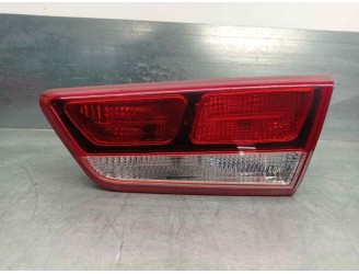 PILOTO TRASERO PORTON DERECHO 92404D4050 DEPORTON 4 PUERTAS