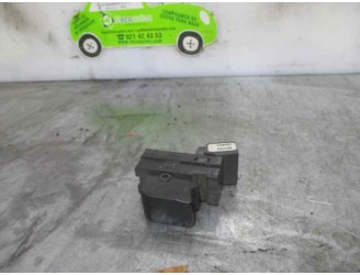 Recambio de mando elevalunas delantero derecho para suzuki swift berlina (mz) 1.3 ddis diesel cat referencia OEM IAM 62J000945T 