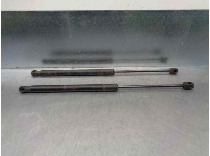 Recambio de amortiguadores maletero / porton para opel astra h caravan 1.9 cdti referencia OEM IAM 13122695 