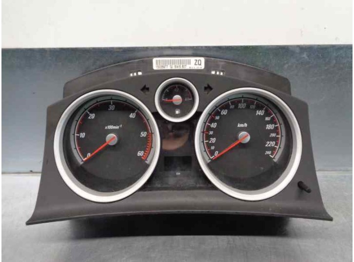 Recambio de cuadro instrumentos para opel astra h caravan 1.9 cdti referencia OEM IAM 13225977 
