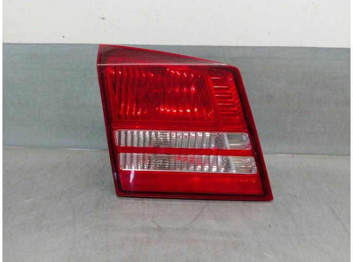 Replacement rear left tail light for Dodge Journey 2.0 16v CRD cat OEM IAM reference 04806369AB TAILGATE 5 DOORS