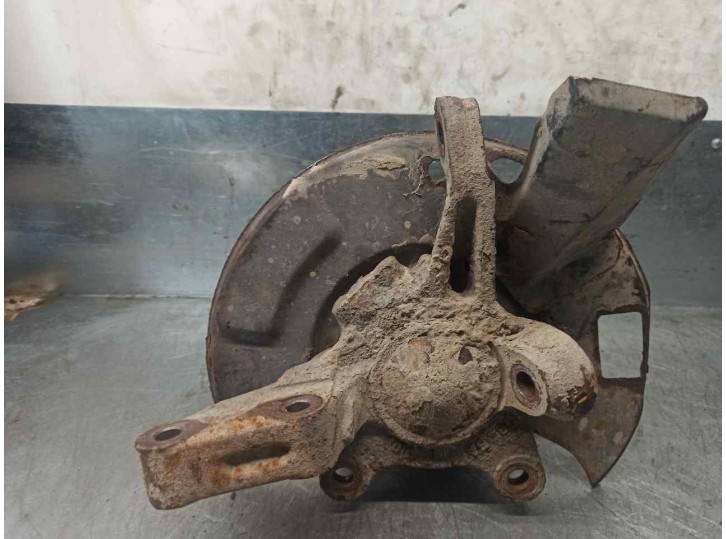 Replacement front left steering knuckle for Nissan Serena (C23M) 1.6 cat OEM IAM reference 400159C000 400159C000 