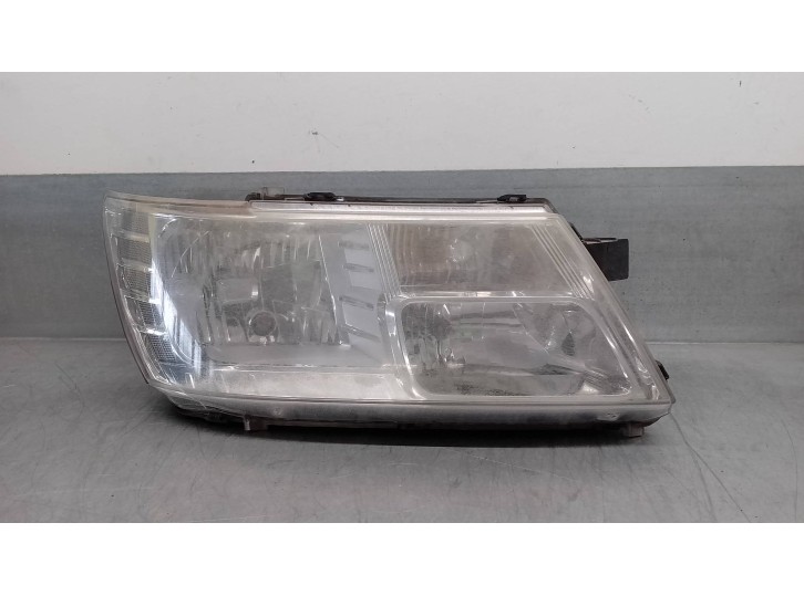 Recambio de faro derecho para dodge journey 2.0 16v crd cat referencia OEM IAM 05067788AA 5 PUERTAS