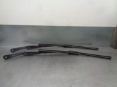 Recambio de brazo limpia delantero derecho para dacia duster ambiance 4x2 referencia OEM IAM 288861964R 288811027R 