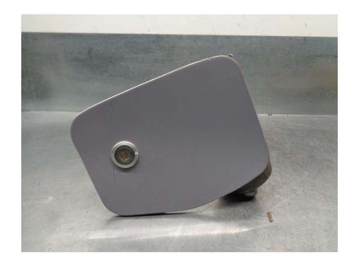 Recambio de tapa exterior combustible para nissan serena (c23m) 1.6 cat referencia OEM IAM 