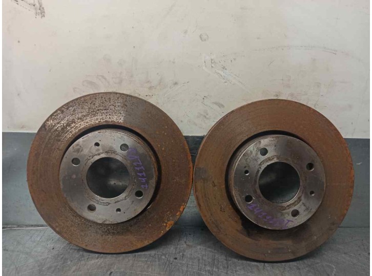 Recambio de disco freno delantero para volvo v40 familiar 1.9 diesel cat referencia OEM IAM 30818027  