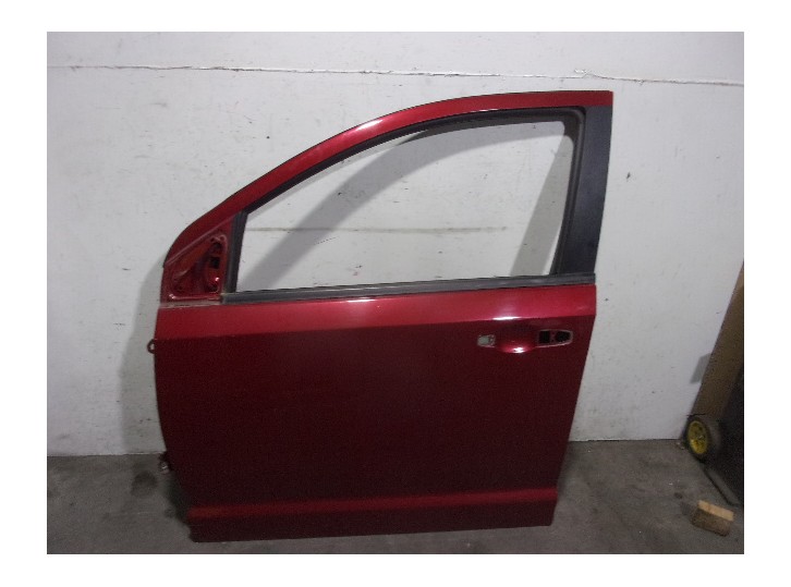 Recambio de puerta delantera izquierda para dodge journey 2.0 16v crd cat referencia OEM IAM 68040231AB GRANATE 5 PUERTAS