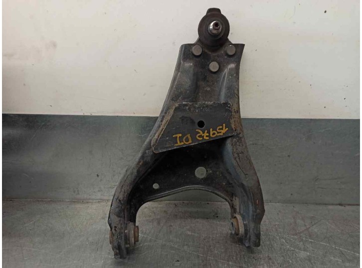 Recambio de brazo suspension inferior delantero izquierdo para dacia duster ambiance 4x2 referencia OEM IAM 545011697R 125B557 