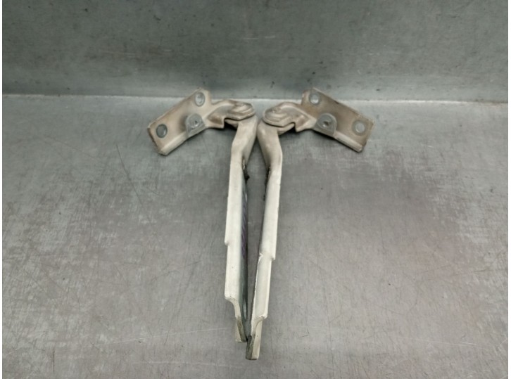 Recambio de bisagra capot para audi 100 berlina (c4) 2.6 v6 cat (abc) referencia OEM IAM 4A0823302 4A0823301 