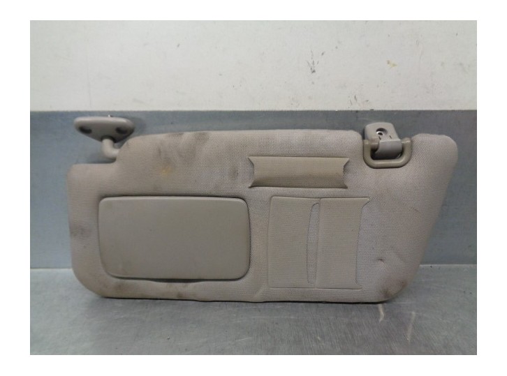 Replacement left sun visor for Subaru Forester S11 (SG) 2.0 16V CAT OEM IAM reference 92011SA341NE 